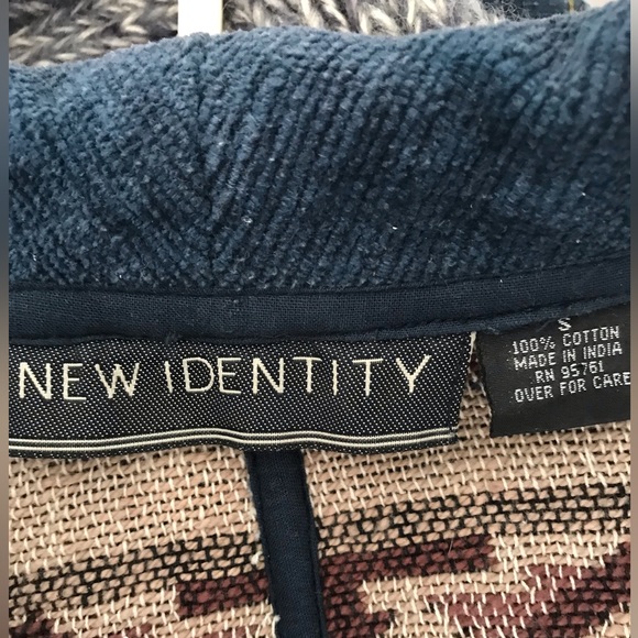 Women's Western Style Jacket - Picture 2 of 5